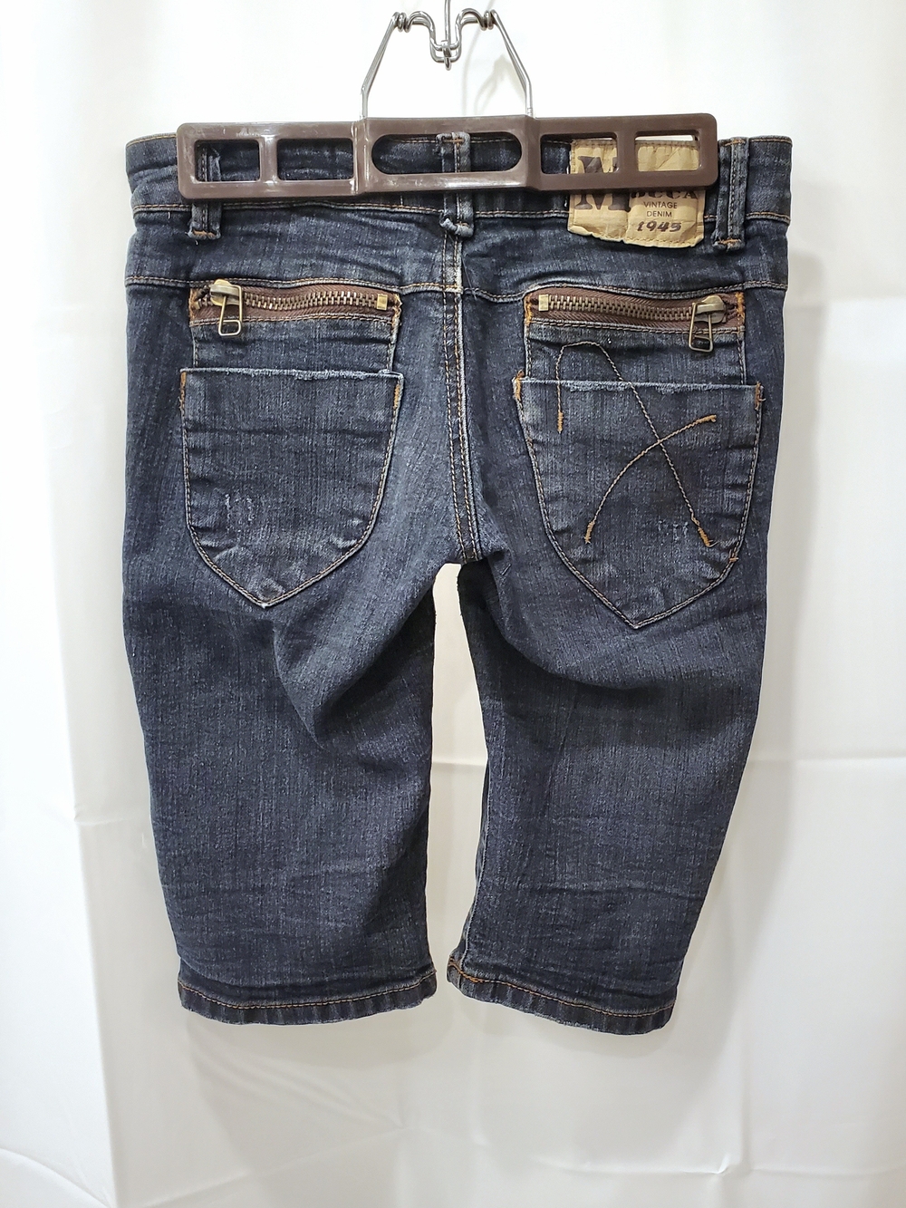 Vintage Y2K Extreme Low-Rise Dark Wash Denim Capri Shorts with Unique Pockets